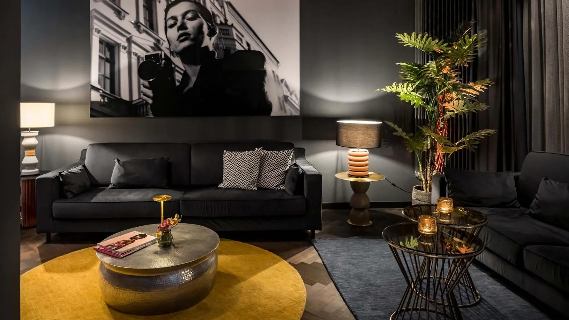 Hotel Amano Duesseldorf 3*, Dusseldorf