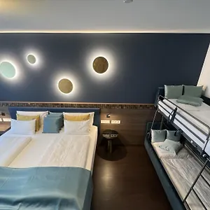 4* فندق شتات ميونيخ